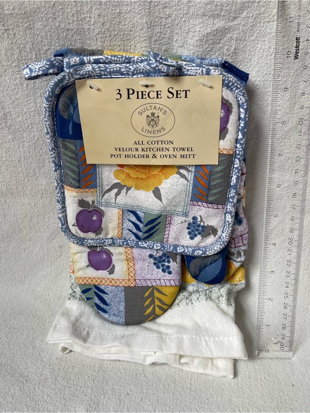 Blue Floral Patchwork 3-Piece Kitchen Towel, Pot Holder & Oven Mitt Set
